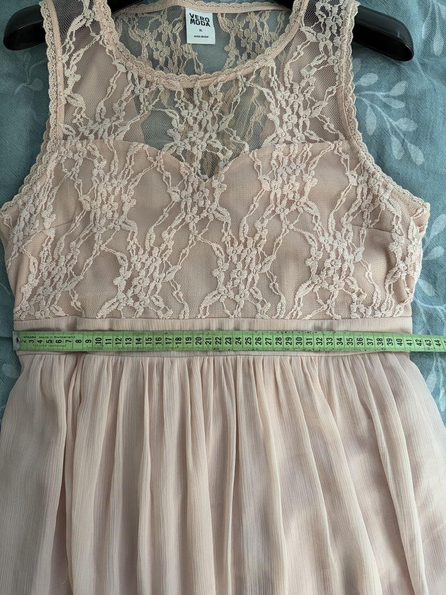 Vero Moda Vestiti: Kleid XL in hellrosa mit Spitze – Usato da Pfungen venduto da era_fnc2 2
