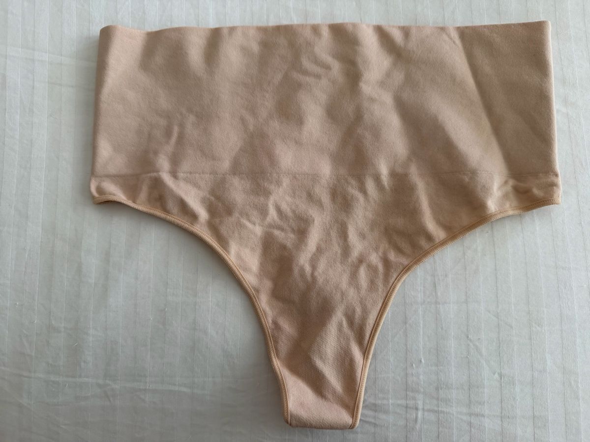 Spanx Sonstige Unterwäsche: SPaNX High-Waisted Shaping Thong G-String L/G Nude Nuance  – Neu und originalverpackt aus Au ZH von FMRF