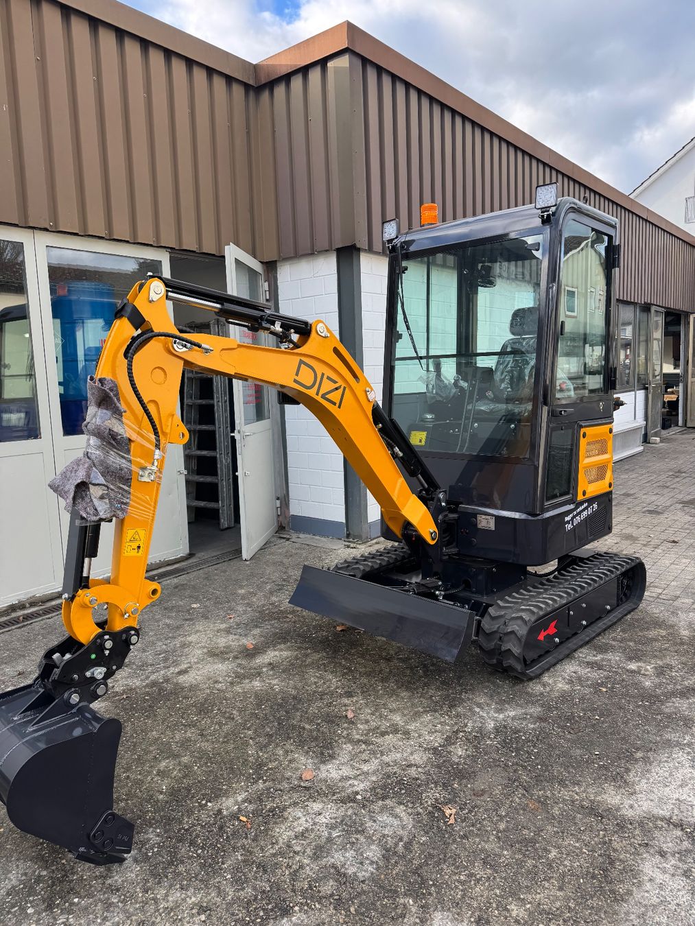 Escavatori: Pelle mecanique 1.8T – Nuovo (secondo la descrizione) da Biel/Bienne venduto da inf_p8rh 4