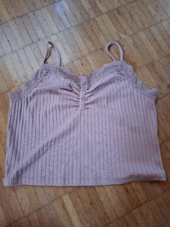 Damen Top gerippt mit Spitzenbesatz altrosa guter Zustand