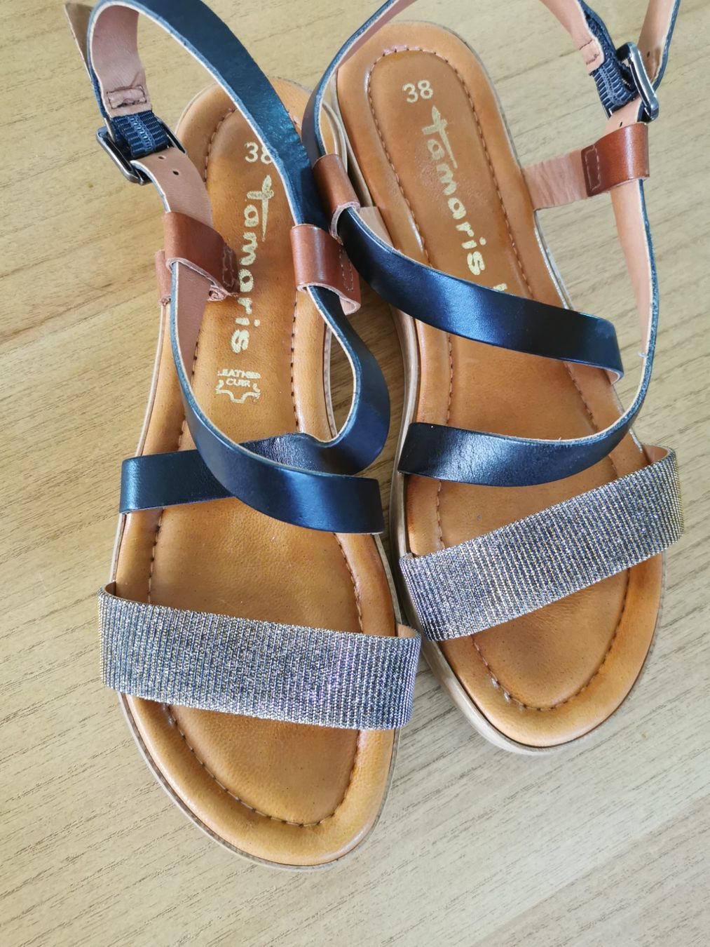 Tamaris Scarpe da donna: Sandales élégantes TAMARIS – Usato da Corpataux venduto da cerise2306