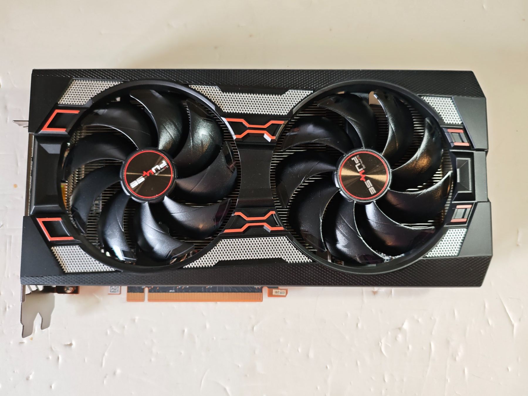 Amd Schede grafiche: Sapphire Pulse RX 5700 8GB – Usato da Wallisellen venduto da Kleindai