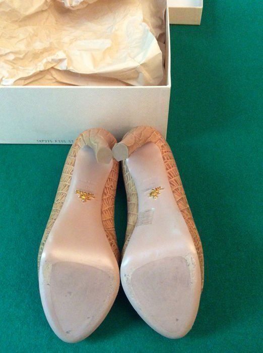 Scarpe da donna: Beige Prada Kalbsleder Pumps Gr. 40 – Nuovo (secondo la descrizione) da Lupfig venduto da Angel17 2
