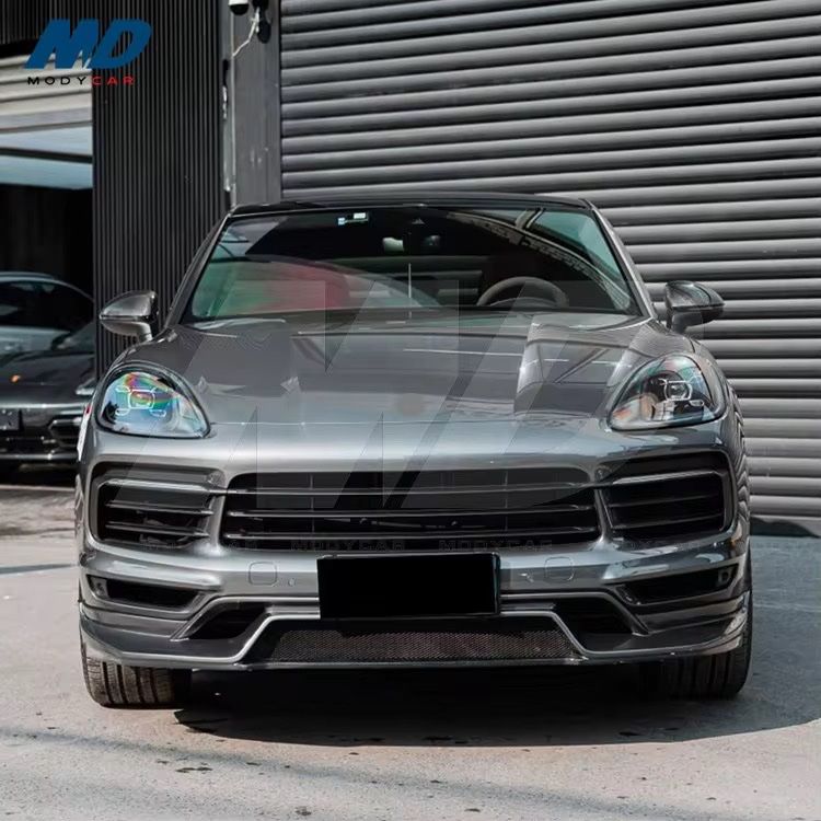 Porsche Toutes les pièces auto: Frontlippe – D'occasion à Dietikon par duk_bxk9