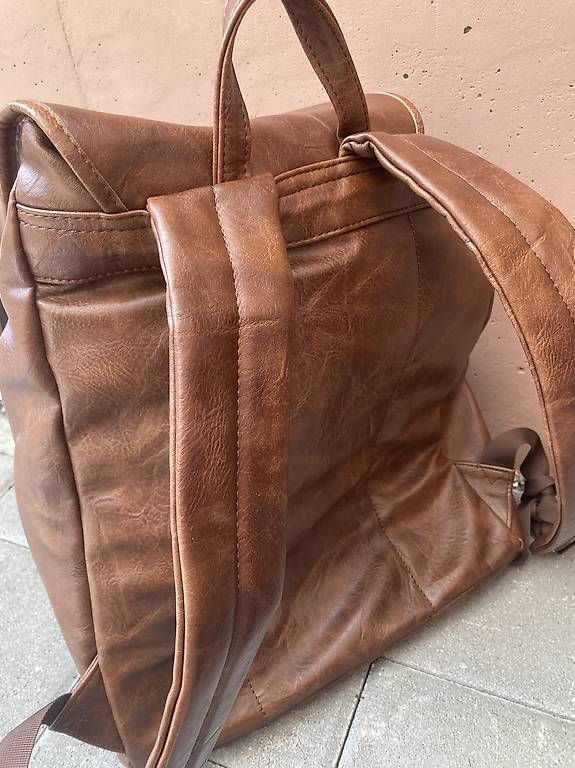 Zaini: Tagesrucksack Pier One – Usato da Münsingen venduto da mus_7tm9 1