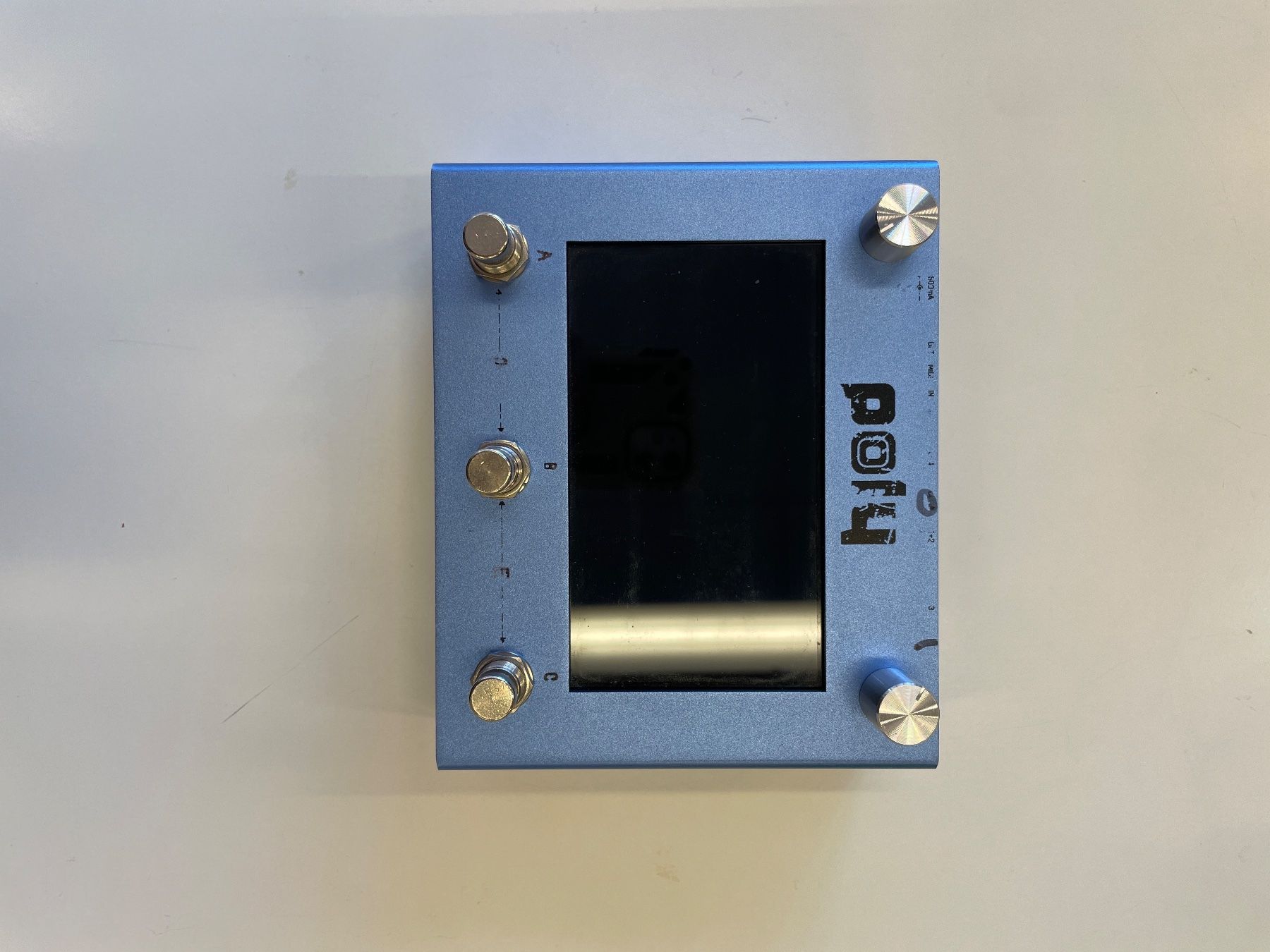 Strumenti musicali: Poly Effects Beebo – Modular Multi-FX Pedal (2020) – Usato da Zürich venduto da katecole