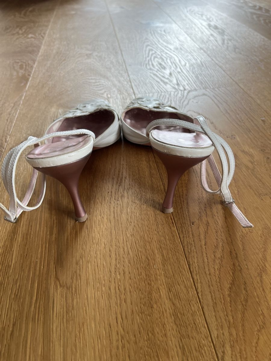 Chaussures femmes: Pumps Gr. 40 Bata – D'occasion à Sigriswil par Krugle83 2