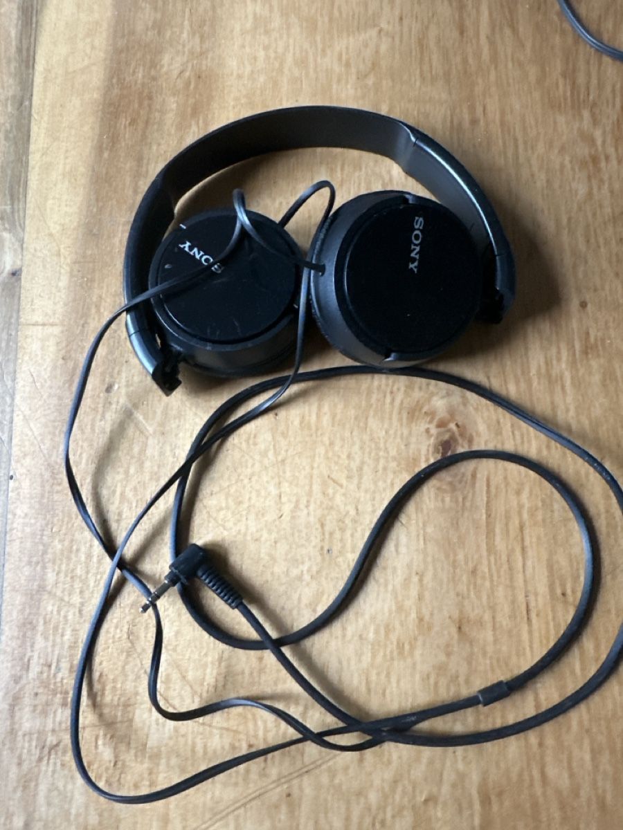 Sony Casques audio: Sony und Philips Kopfhörer – D'occasion à Frauenfeld par aluma14 1