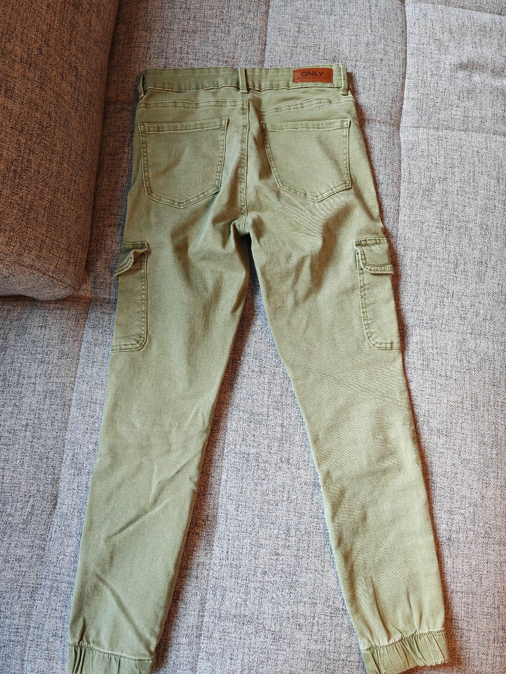 Only Hosen: ONLY Cargo Hose, olivgrün, Grösse 36/30 – Neu (gemäss Beschreibung) aus Windlach von ramona_l 1