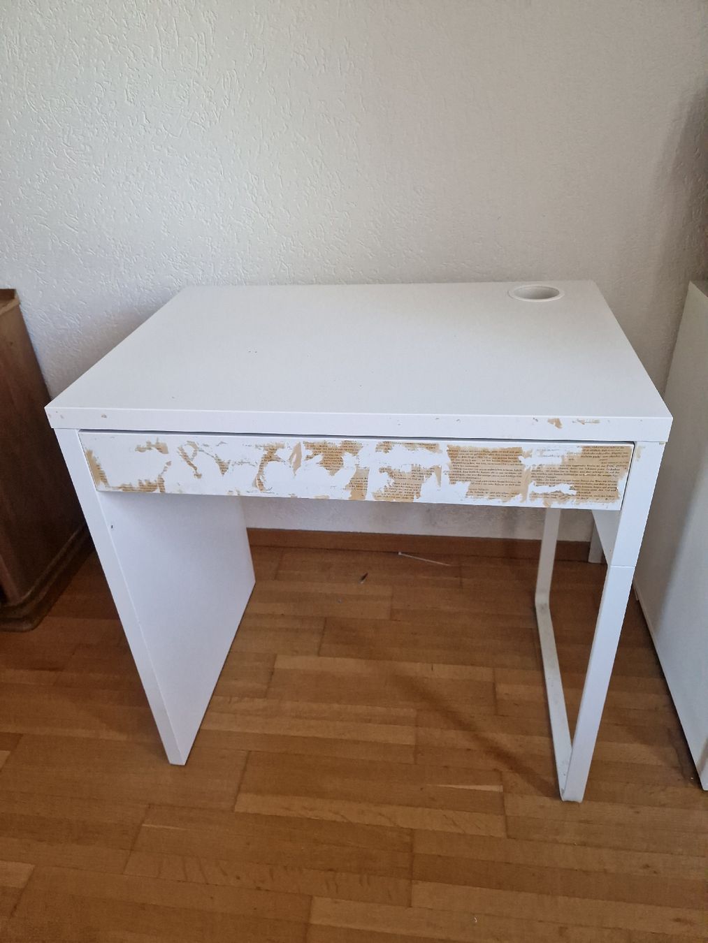 Ikea Scrivanie: IKEA Schreibtisch – Usato da Zürich venduto da jul_zd6j