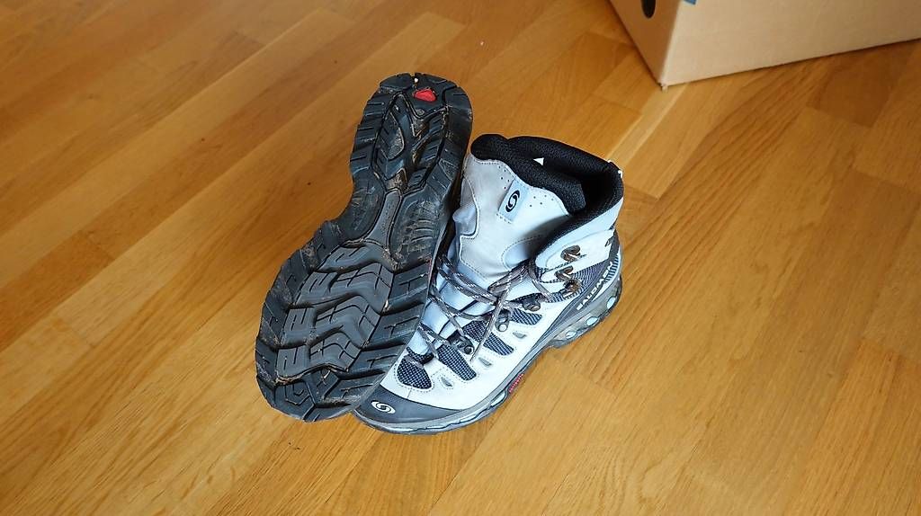 Scarpe da donna: Salomon Wanderschuhe Goretex 4D Grösse 38 2/3 – Usato da Uster venduto da Blake13 1
