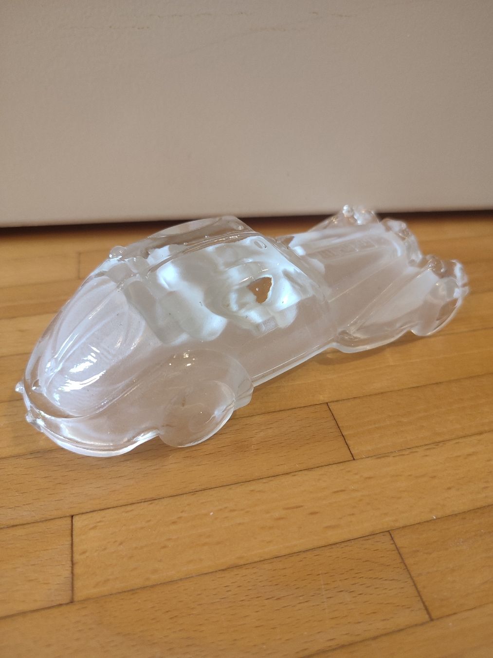 Figuren: Presse papier en verre Bugatti  – Gebraucht aus Bougy-Villars von Vogue 2