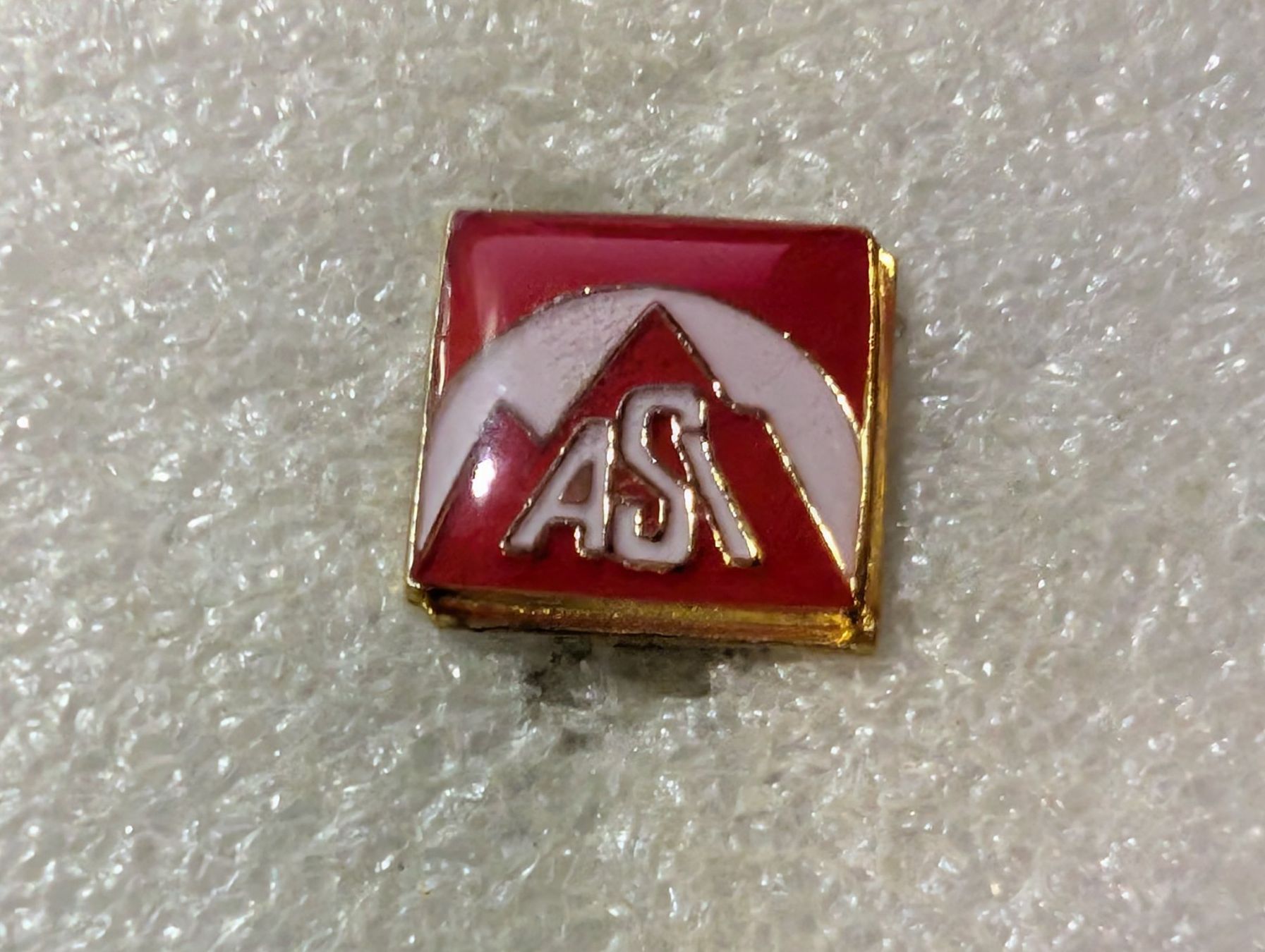 Placchette & Badge: Ansteckpin 140: Asi – Usato da Oppligen venduto da Pin-Fall-Shop