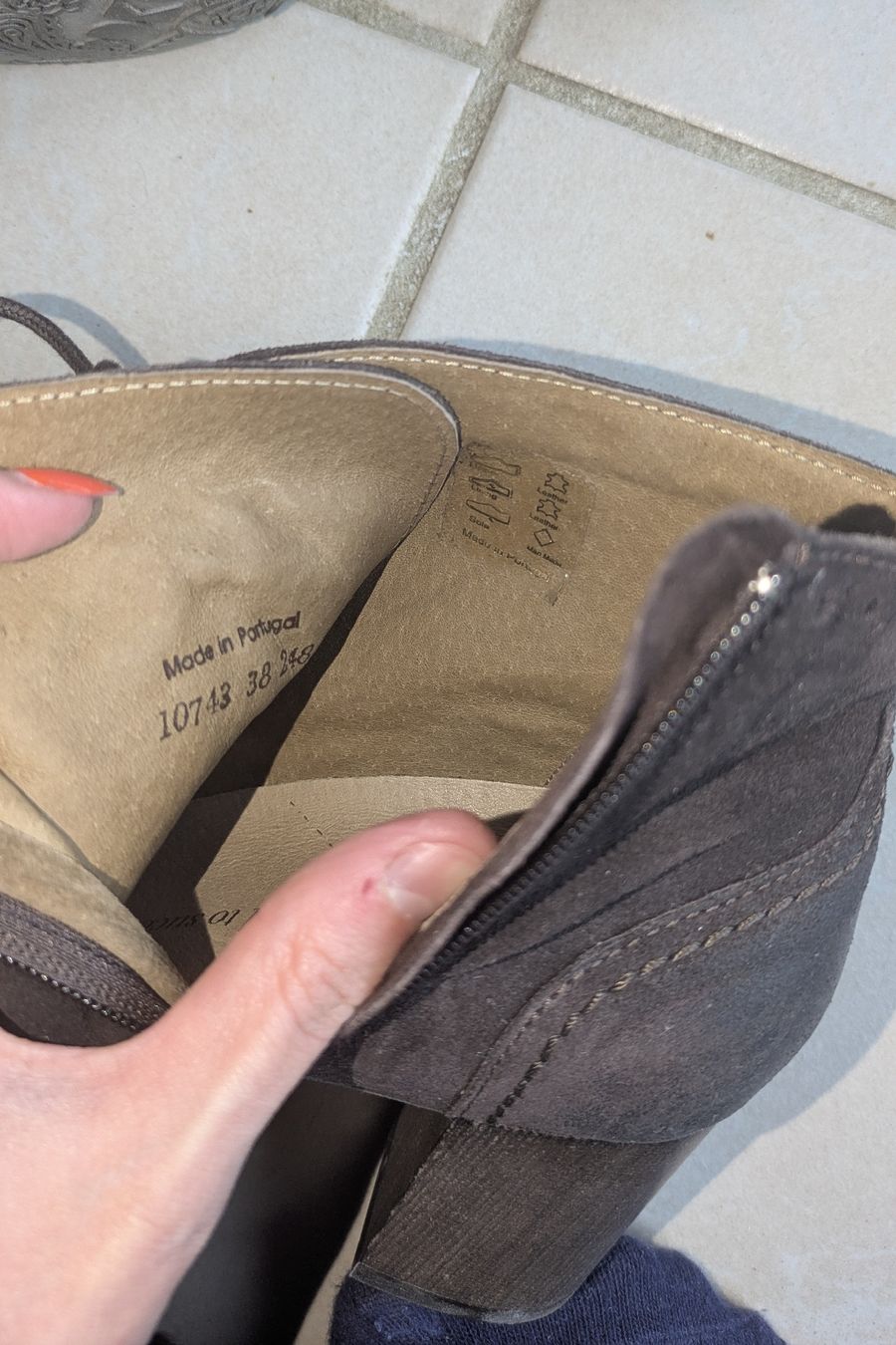 Damenschuhe: DKODE Stiefeletten braun – Gebraucht aus Morgarten von rra_jvw7 2