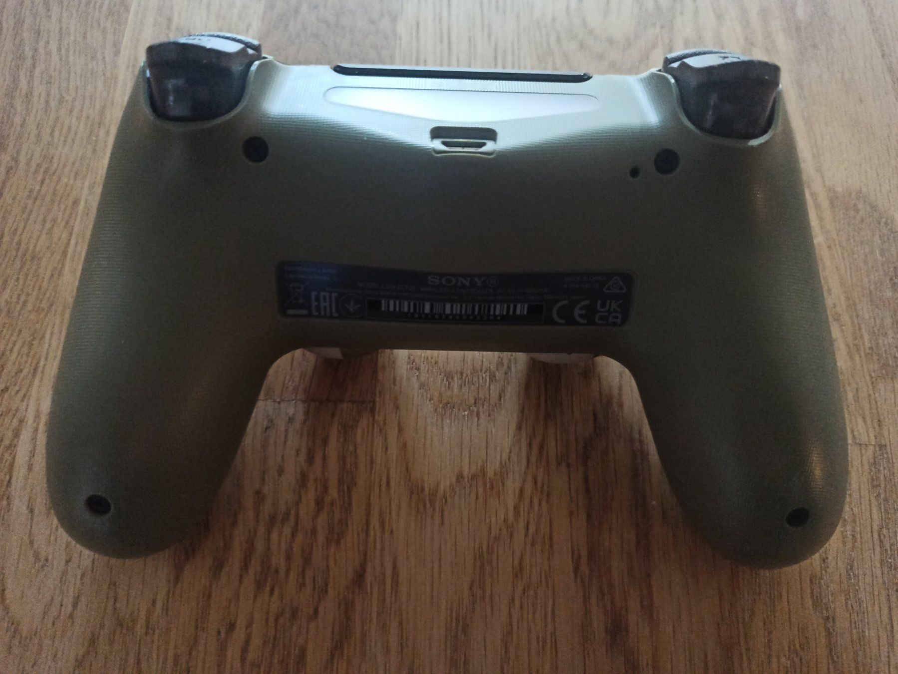 Controller: Original Controller Sony PS4 Wireless DualShock 4 V2 CAMO – Gebraucht aus Oberweningen von mar_87mx 5