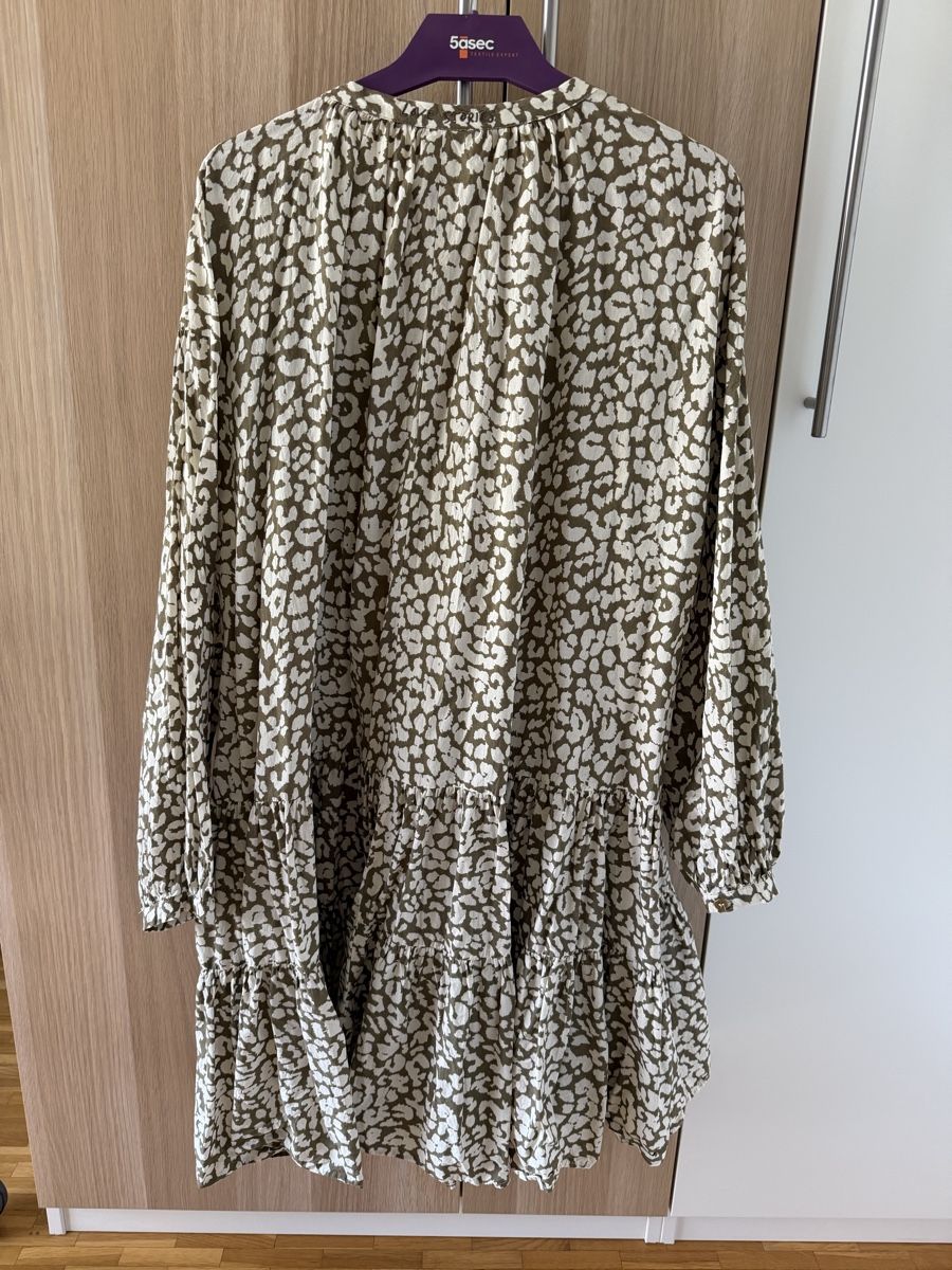 H&M Vestiti: HM dress M – Usato da Nyon venduto da dasha107 1