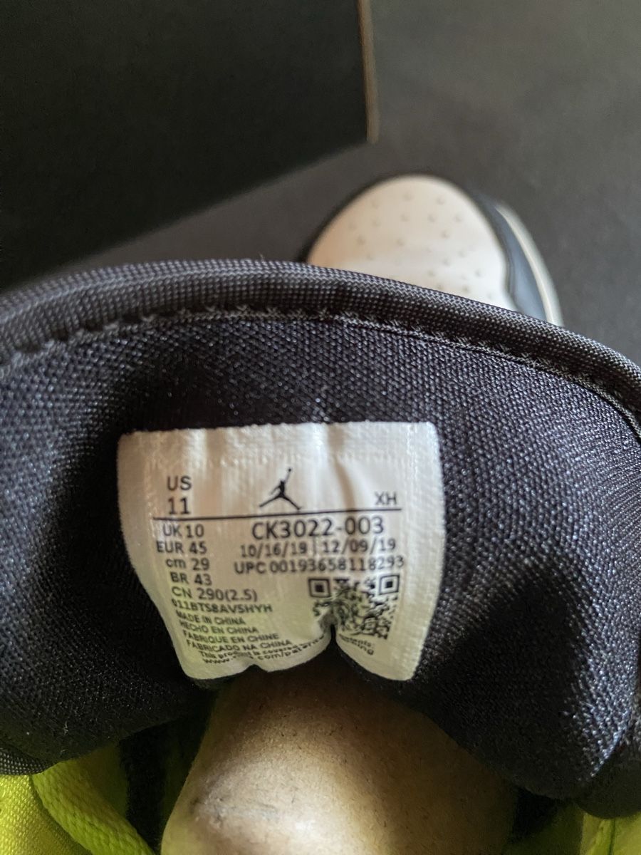 Jordan Scarpe da uomo: Air Jordan 1 Low SE Schwarz Cyber – Usato da Balsthal venduto da Sven.sch 6