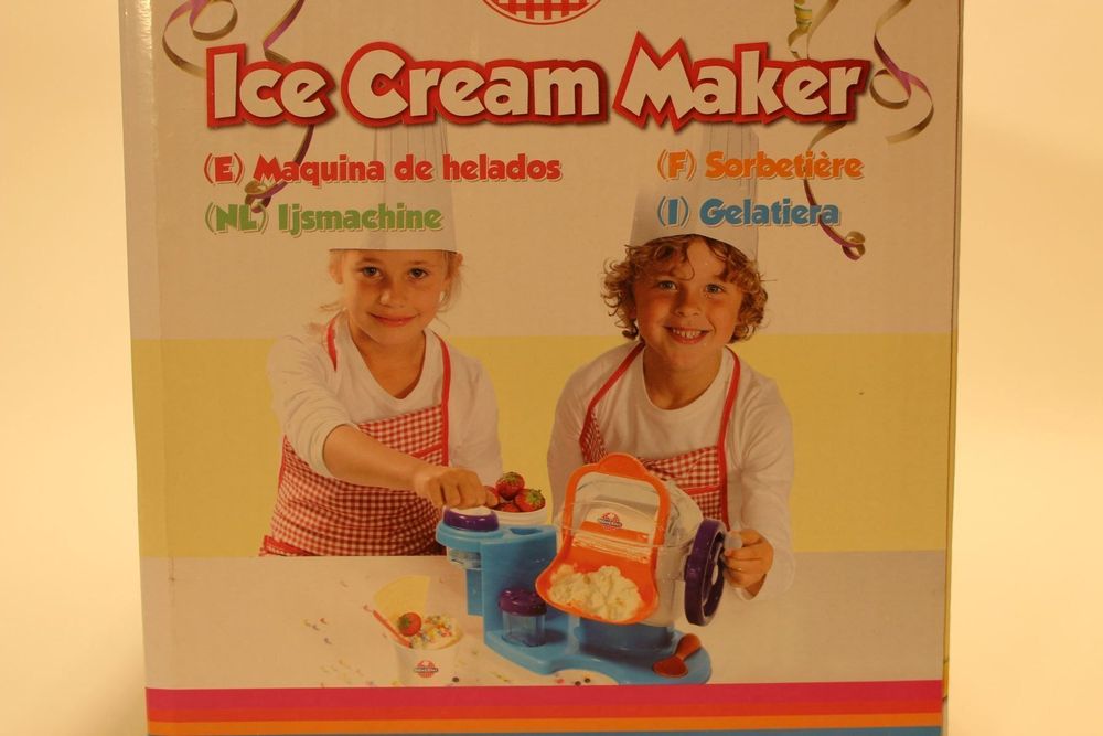 Young Chef Ice Cream Maker