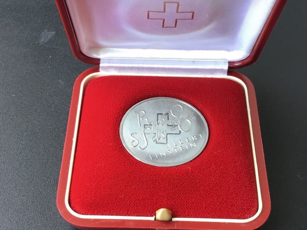 Tutti le monete: 5 Franken Einstein Formel in PP , Top Zustand – Nuovo e nell'imballaggio originale da St. Margrethen SG venduto da alfapeugeot10
