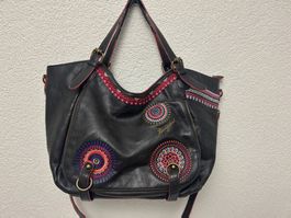DESIGUAL Tasche in Leder sehr edel........