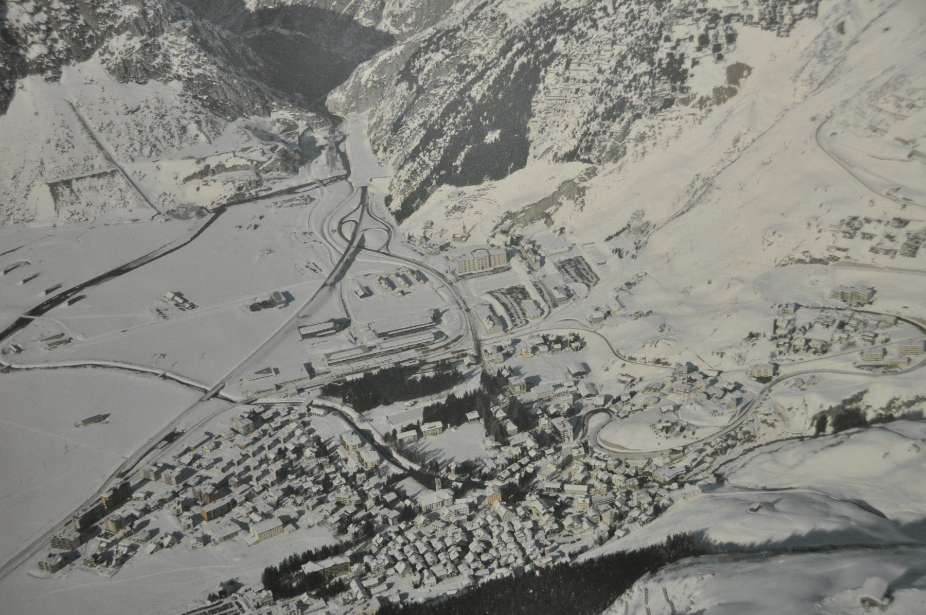 Foto & Immagini: Schulwandbild Winterlandschaft Andermatt – Usato da Härkingen venduto da sammelbecken 3