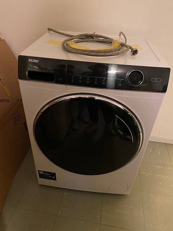 Waschmaschinen: Lavatrice Haier  – Gebraucht aus Bottmingen von LuigiM02