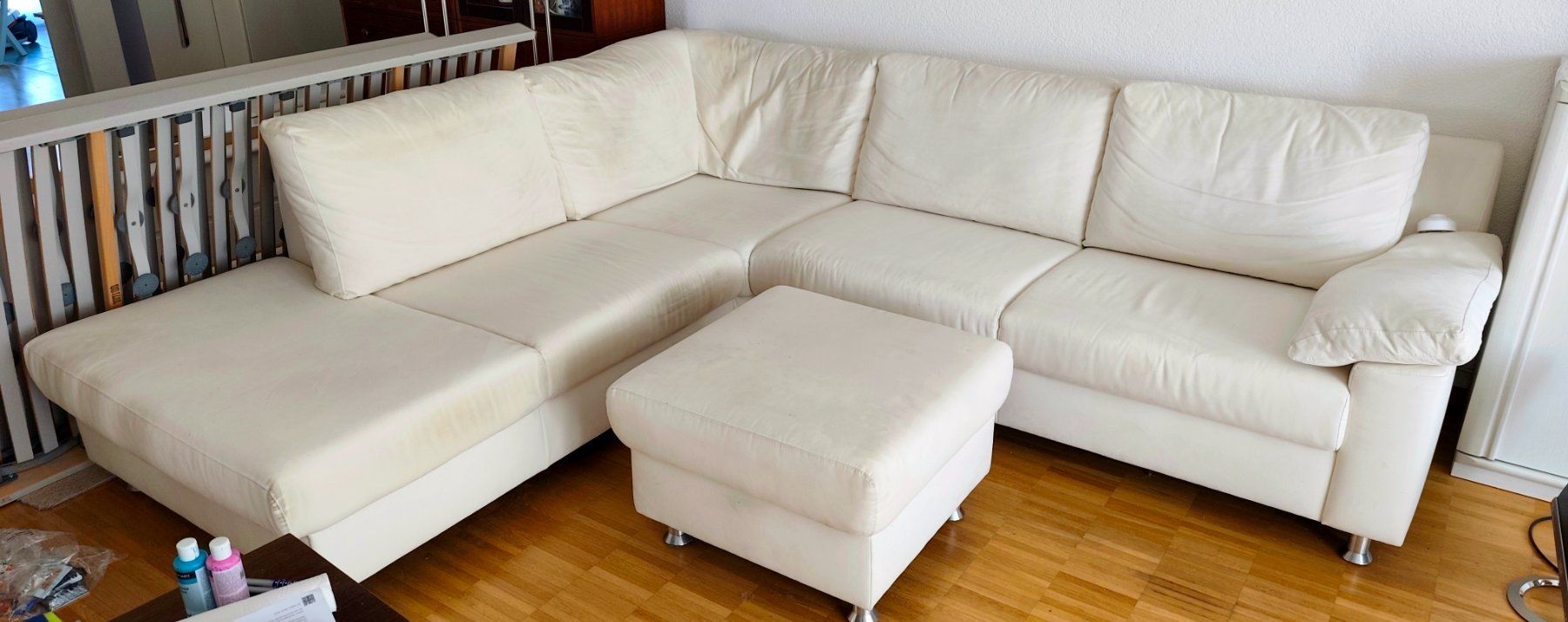 Divani: Grosses Ecksofa mit Hocker, Elfenbein – Usato da kloten venduto da Docsgirl 2