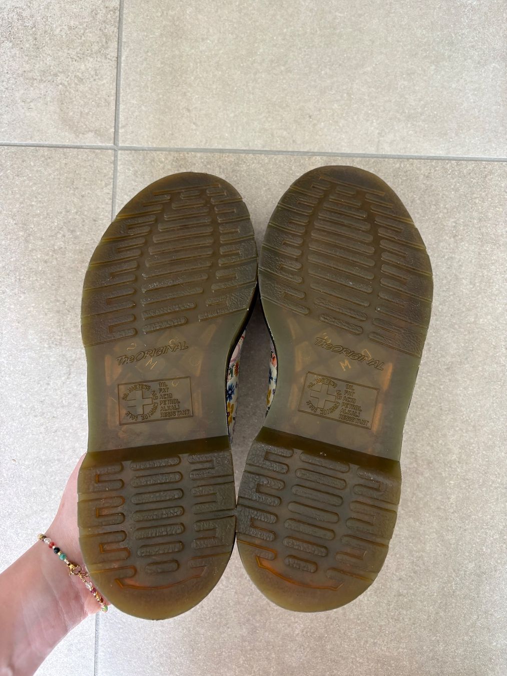 Dr. Martens Scarpe da donna: Dr. Martens Schuhe mit Blumenmuster Gr. 38 – Usato da Basel venduto da El_Haraldo 3