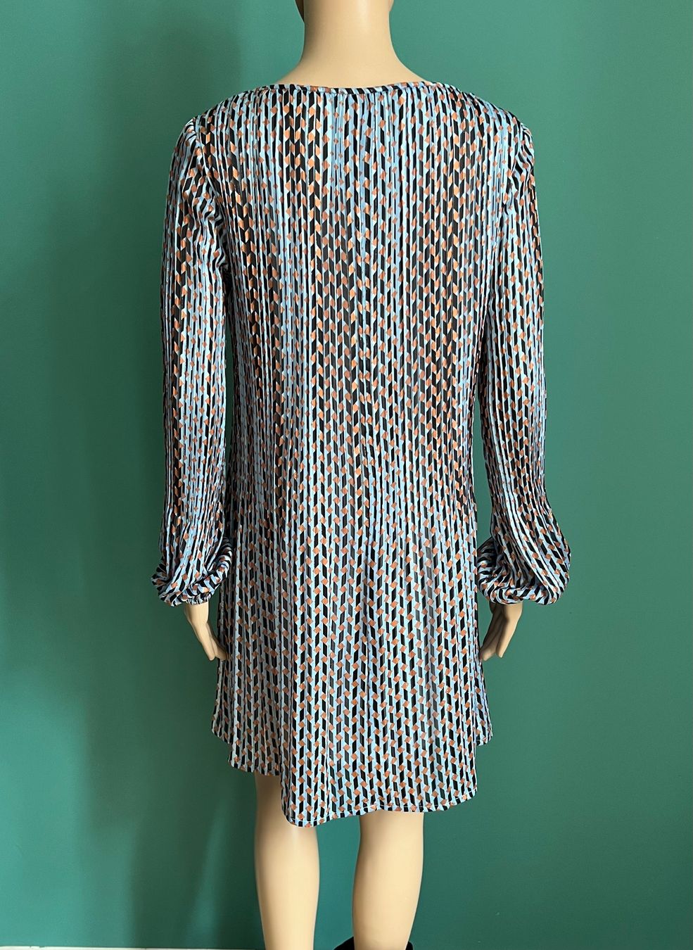 Maje Robes: MAJE Kleid 💙 – D'occasion à Zürich par ClosetQueen 4