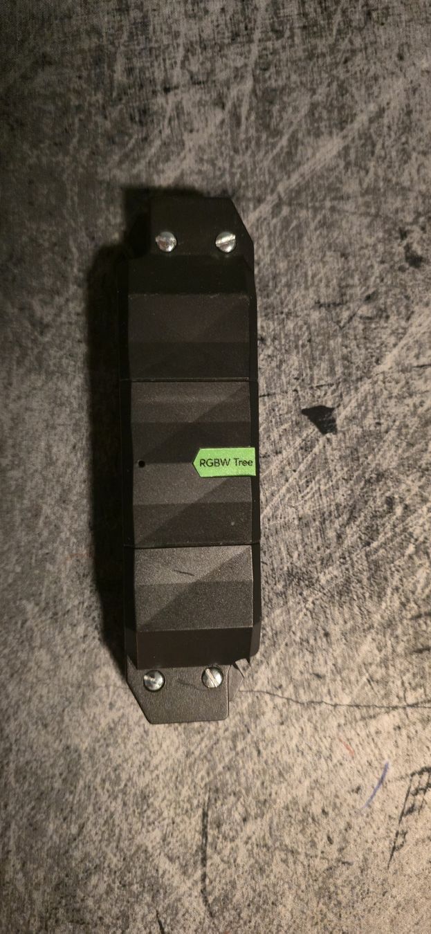 Loxone Composants électroniques: Loxone RGBW 24V Compact Dimmer Tree – D'occasion à Ennetmoos par Bricks_and_more