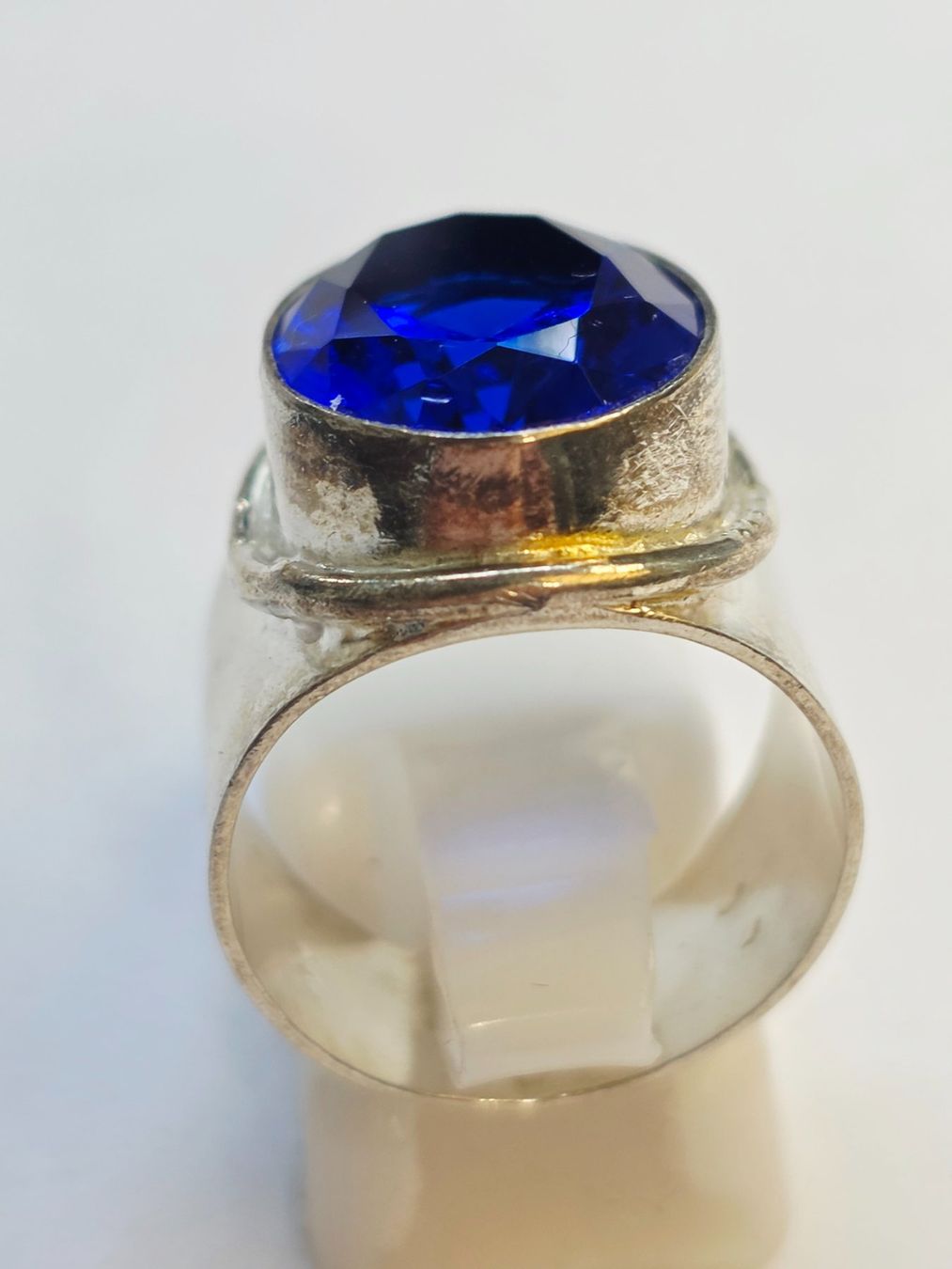 Bagues: Ring Silber grosser blauer Stein Grösse 68 17.7mm – Neuf (Voir description) à Zürich par ben_mn5h 4