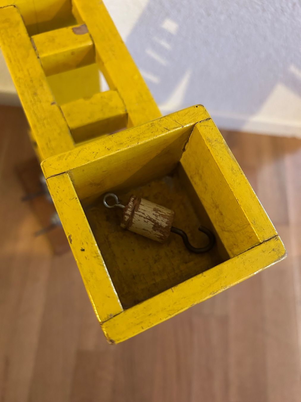 Giocattoli: Spielzeug Kran Holz alt Vintage – Usato da Basel venduto da toy_t8bb 2
