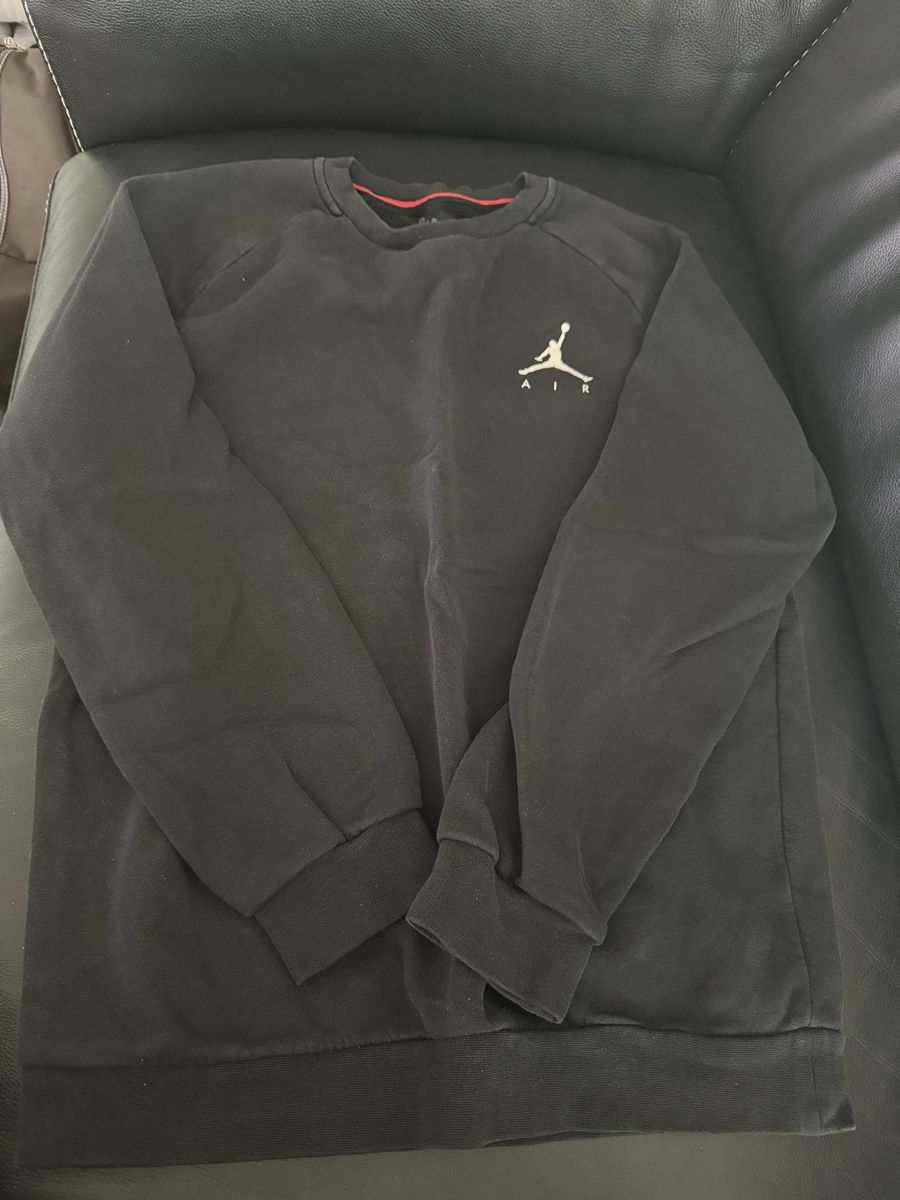Jordan Maglioni & Felpe: Air Jordan Pullover Grösse S schwarz – Usato da Winterthur venduto da yar_dpp8