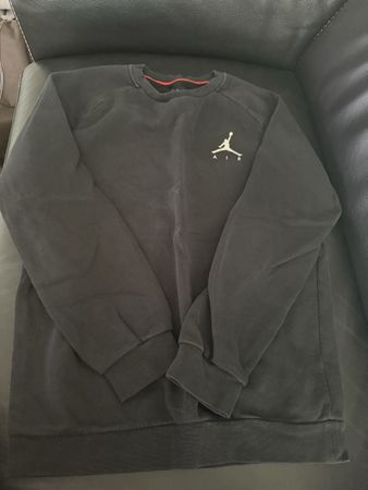 Air Jordan Pullover Grösse S schwarz