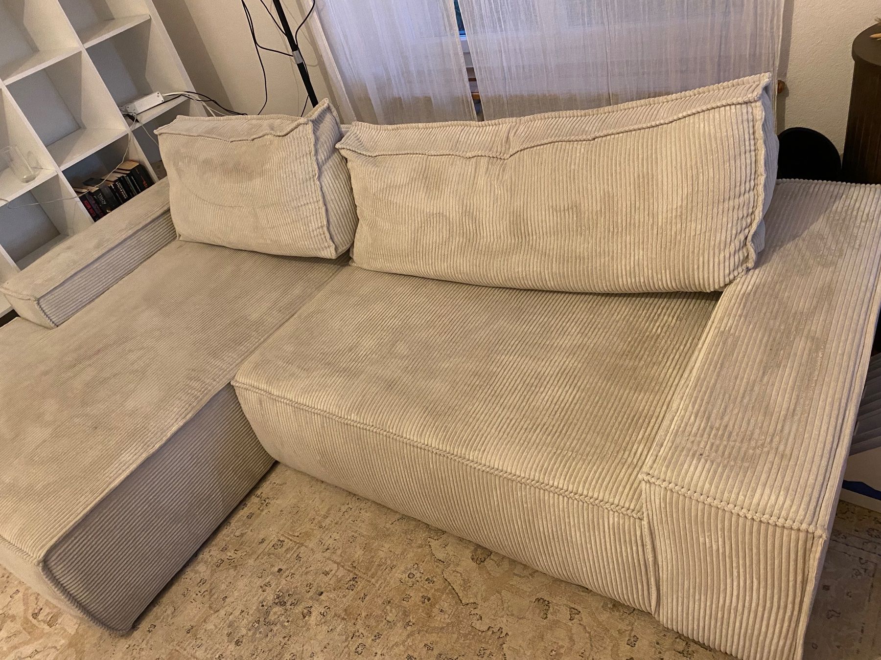 Sofas: Beiges Cordsofa – Gebraucht aus Zürich von zoe_xh9t 1