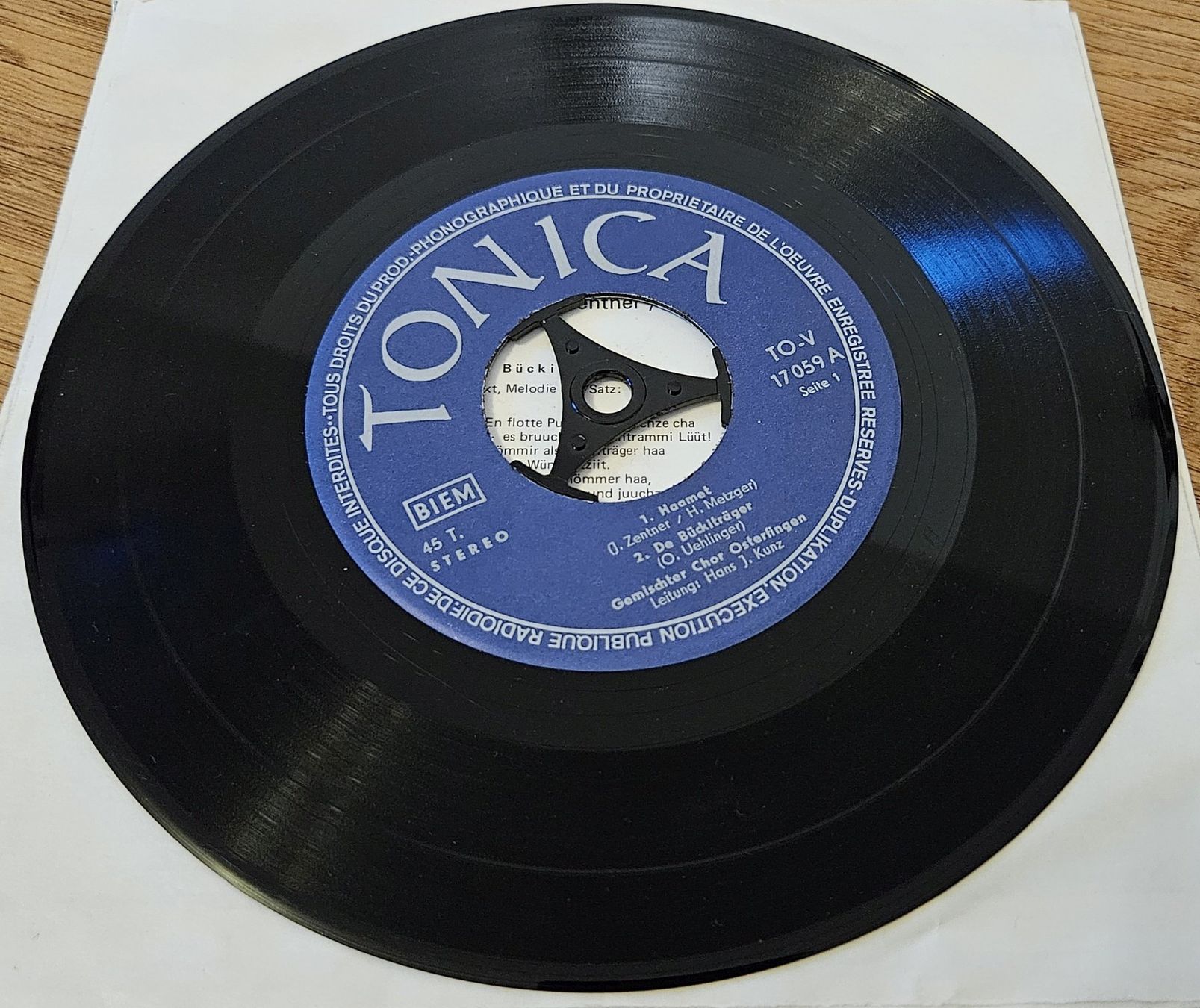 Schallplatten: 2 Vinyl-Single Gemischter Chor Osterfingen – Gebraucht aus Schaffhausen von asyouwestley 3