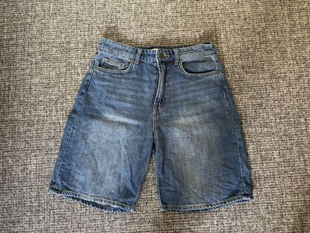 H&M Jeans Shorts, Grösse 38, neuwertig
