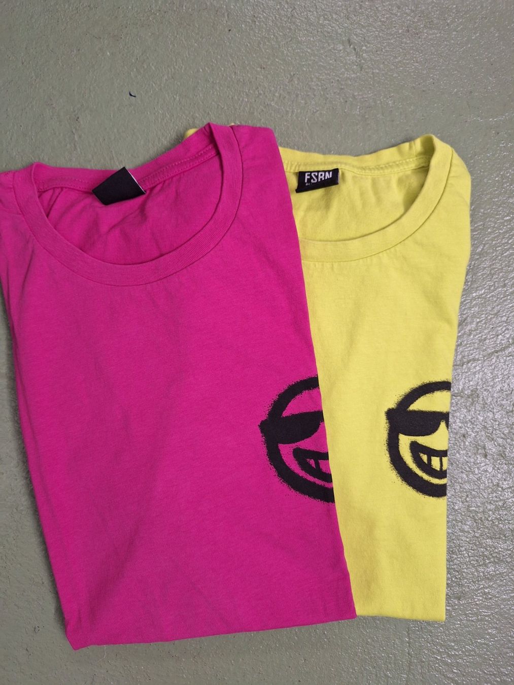 T-shirt: 2 T'shirts – Usato da Niederglatt ZH venduto da Bobsli 2