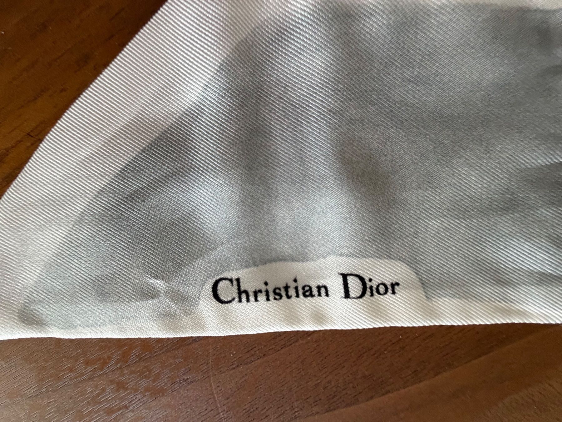Dior Foulards, Tücher & Schals: Dior Seidenschal / Seidentwill, neu mit Box – Neu (gemäss Beschreibung) aus Wilen b. Wollerau von rosmarin13 4