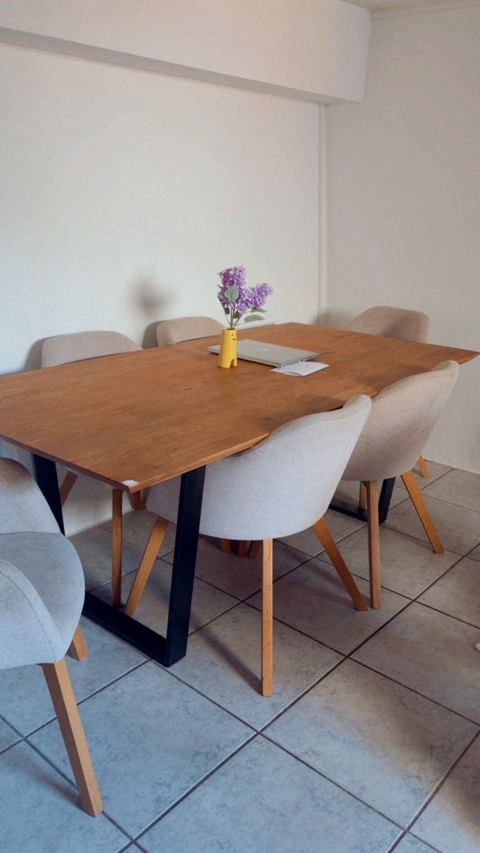 Tischset: Wooden Dining Table with 6 Chairs Good Condition – Gebraucht aus Dietikon von adr_pw26 1