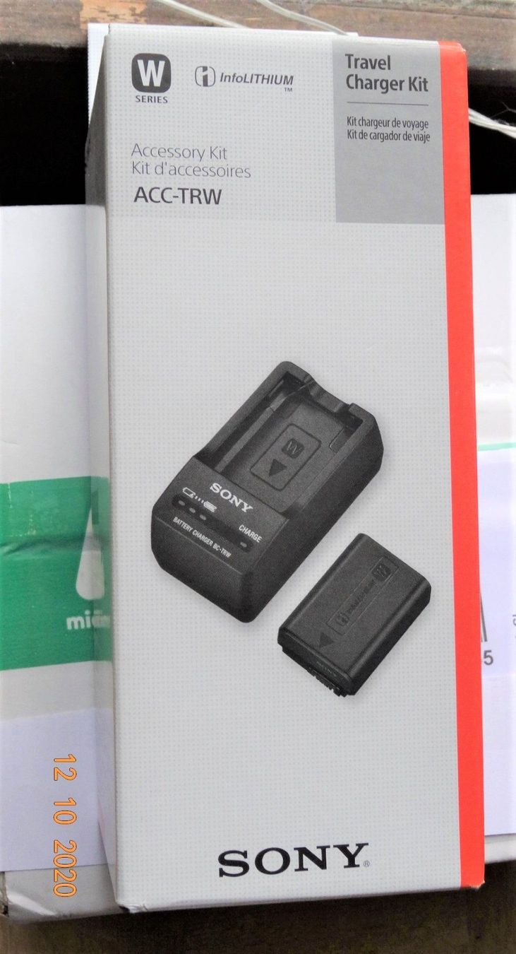 Sony Batterie: Sony ACC-TRW &  NP-FW 50 – Usato da Buttisholz venduto da rappirosen