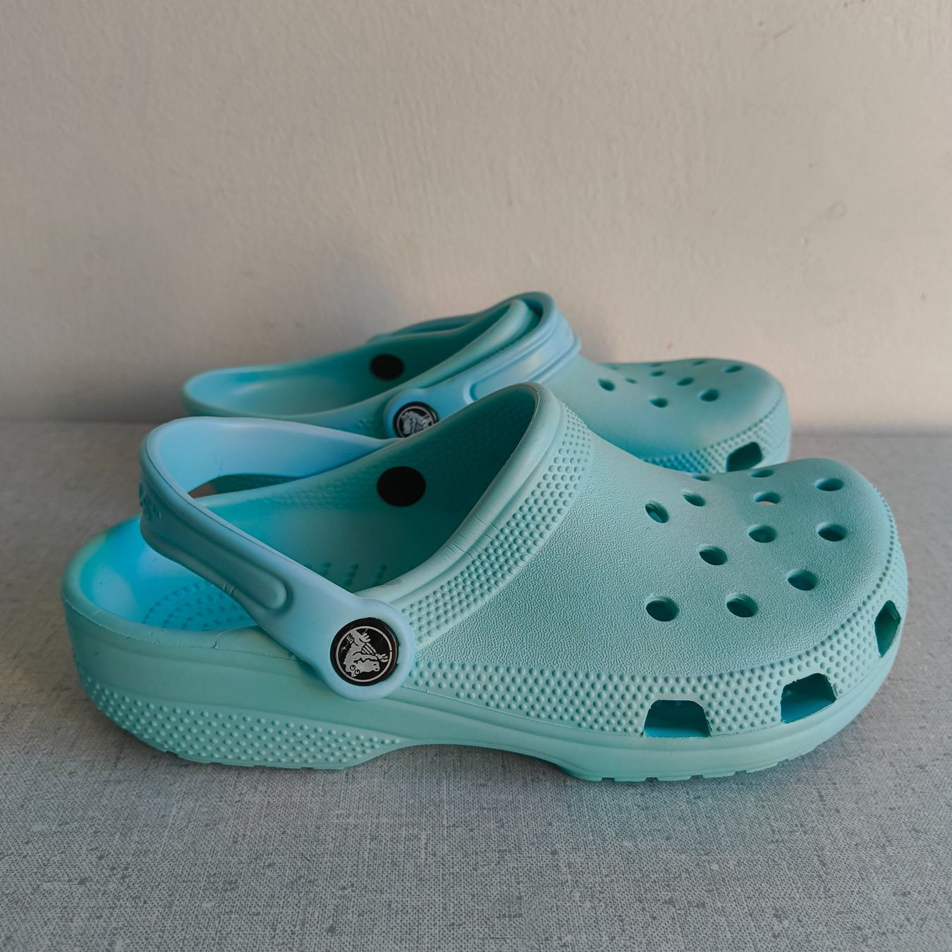 Crocs Herrenschuhe: Crocs, Grösse J5, 37/38 – Neu und originalverpackt aus Uitikon Waldegg von PJLS1