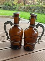 2 Bierflaschen aus Glas, 3 Liter