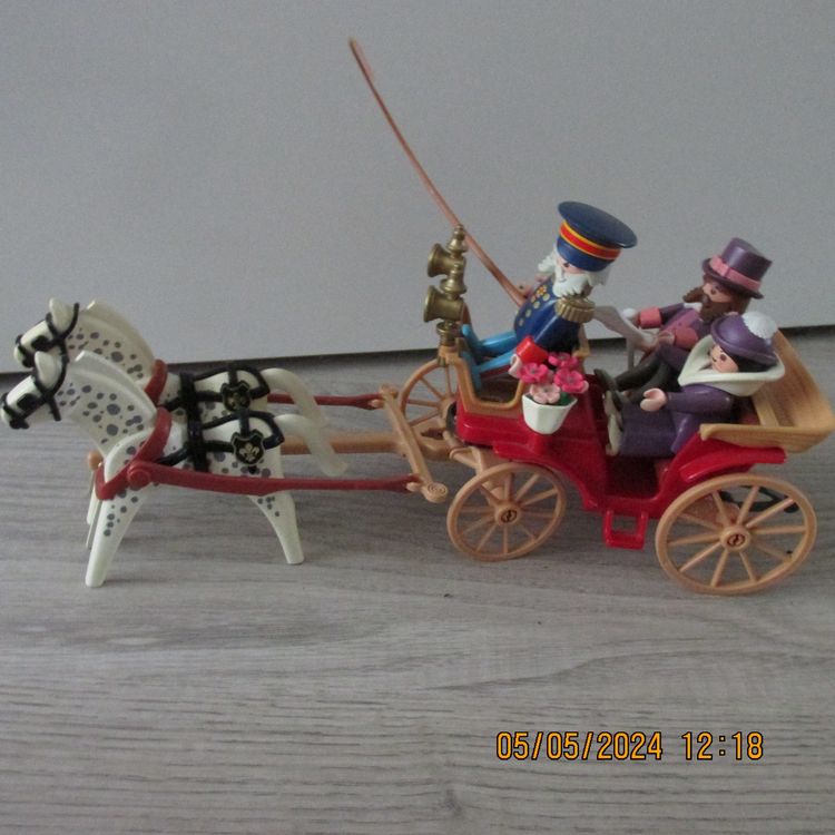 playmobil alte kutsche, mit kutscher & gästen (Gebraucht) in Galgenen ...