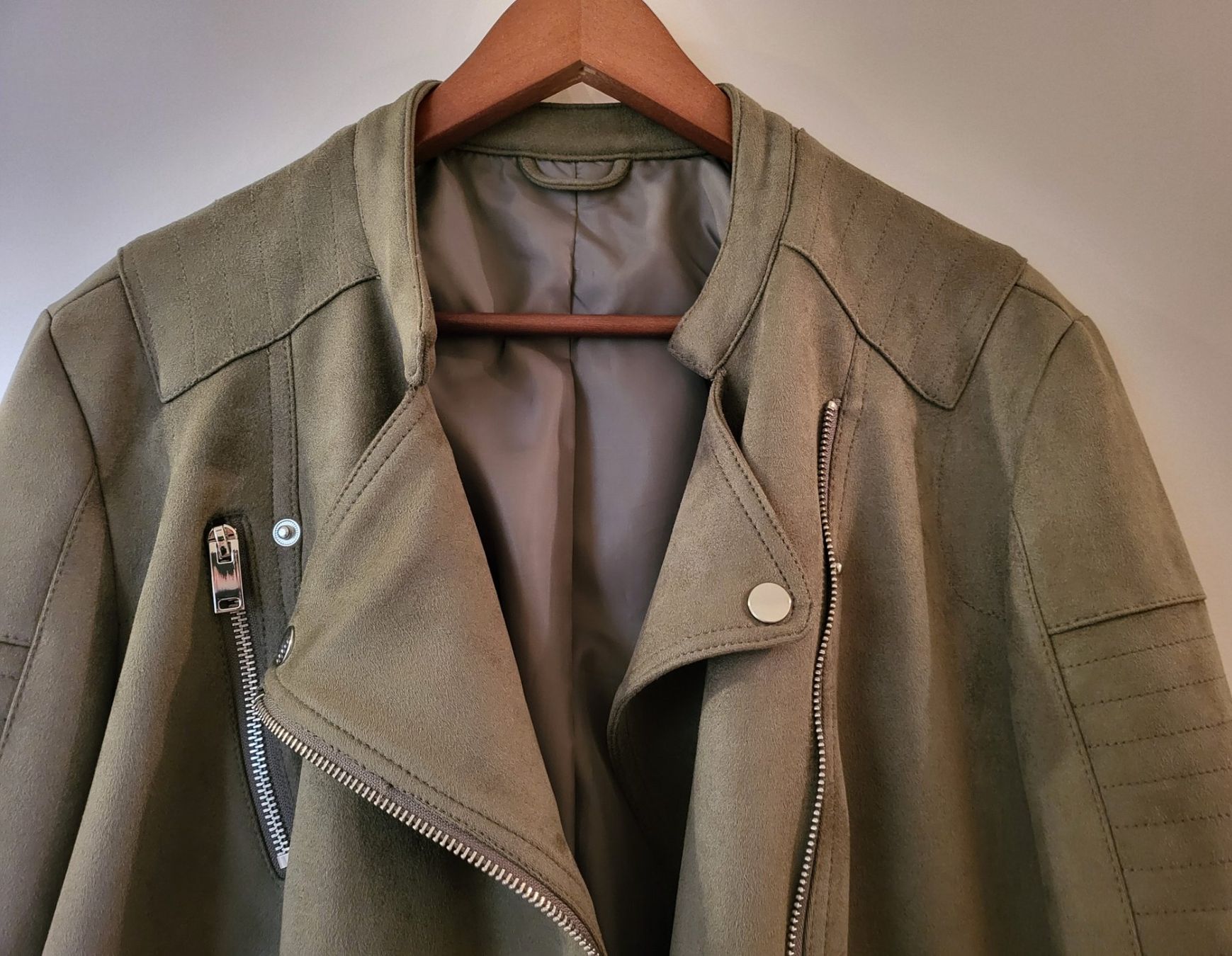 C&A Jacken: Schöne Biker Jacke olivgrün C&A – Neu (gemäss Beschreibung) aus Basel von sci_67ms 2