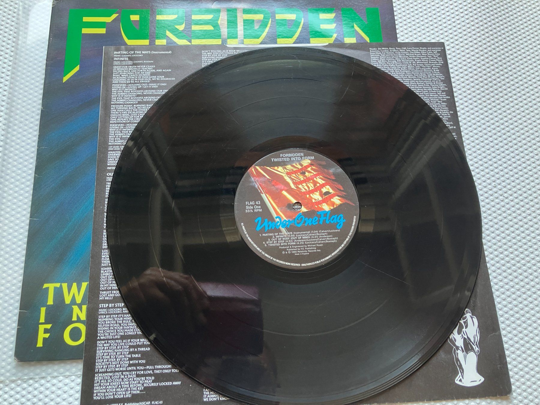 Dischi in vinile: Forbidden – Usato da Aarwangen venduto da Jukebox3 6