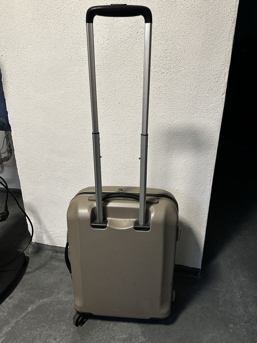 Samsonite Valigie: Samsonite Skydro Spinner 55 Koffer Cabin Champagne – Usato da Rheineck venduto da Evi170 1