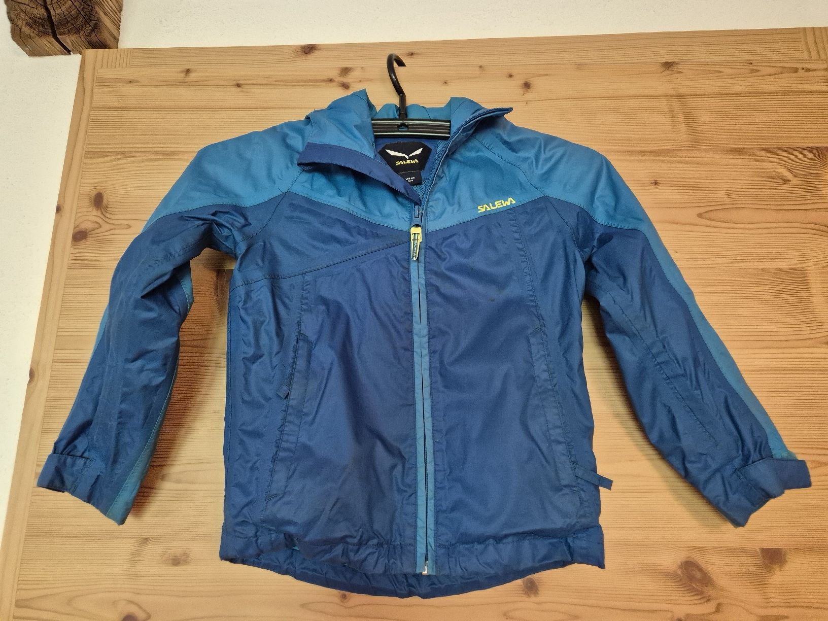 Salewa Giacche & Cappotti: Salewa Kinder Regenjacke Gr. 116 – Usato da Grindelwald venduto da Sala33