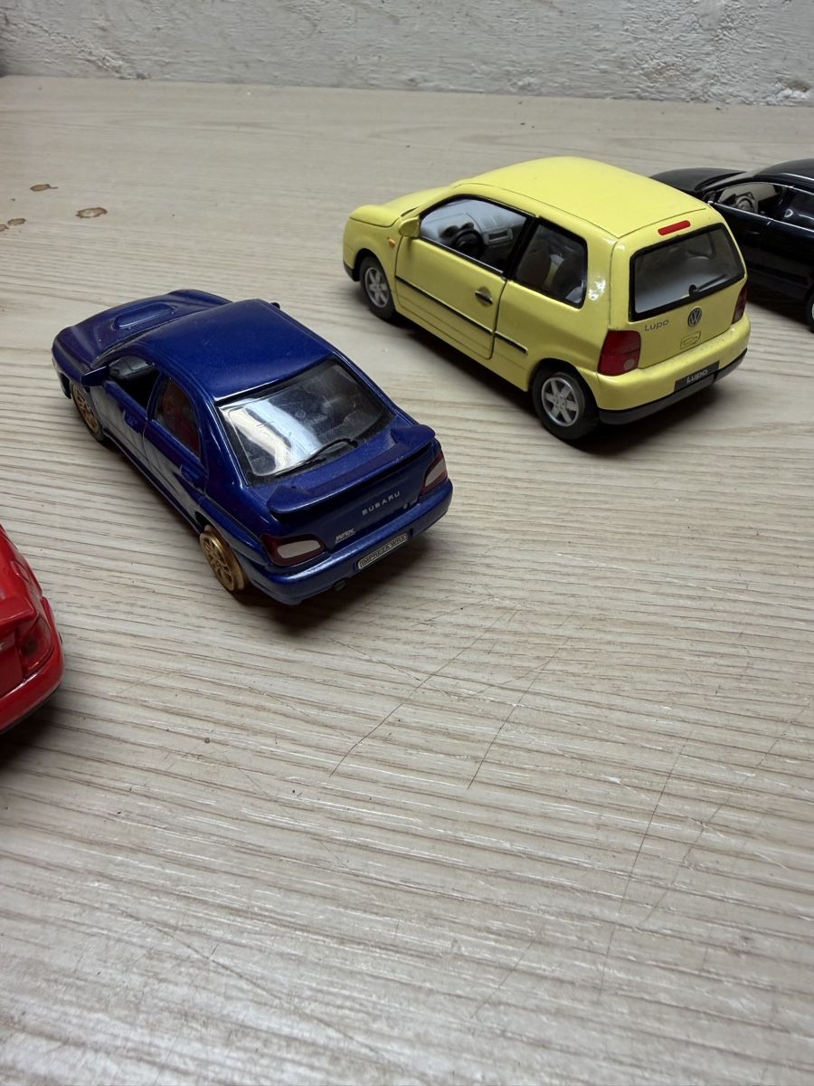 Giocattoli: Spielzeug Autos  – Usato da Herzogenbuchsee venduto da ioa_zcm6 6