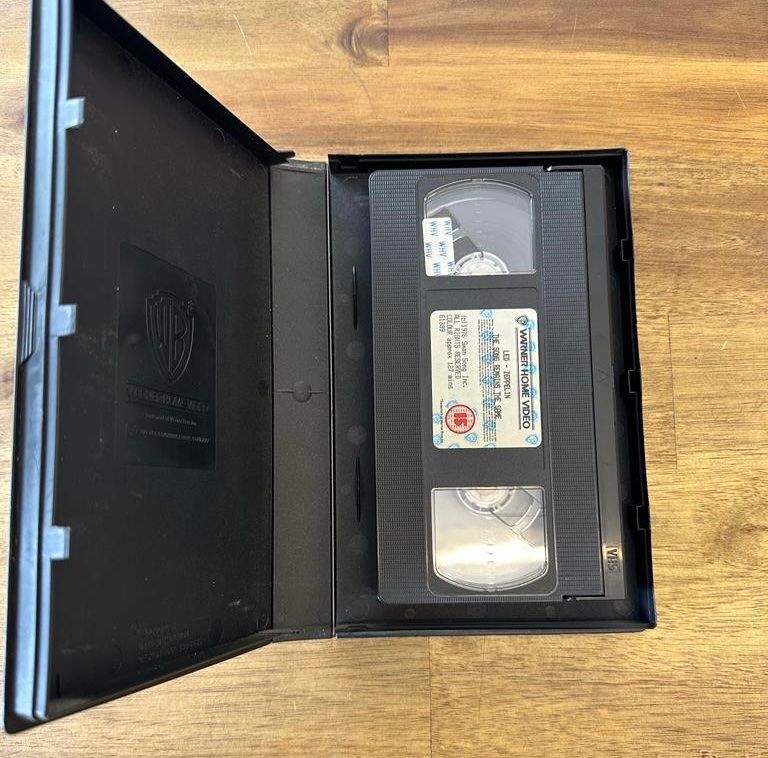 Alle VHS: LED Zeppelin The Song Remains the Same VHS Pal – Gebraucht aus Belp von B7L0 2